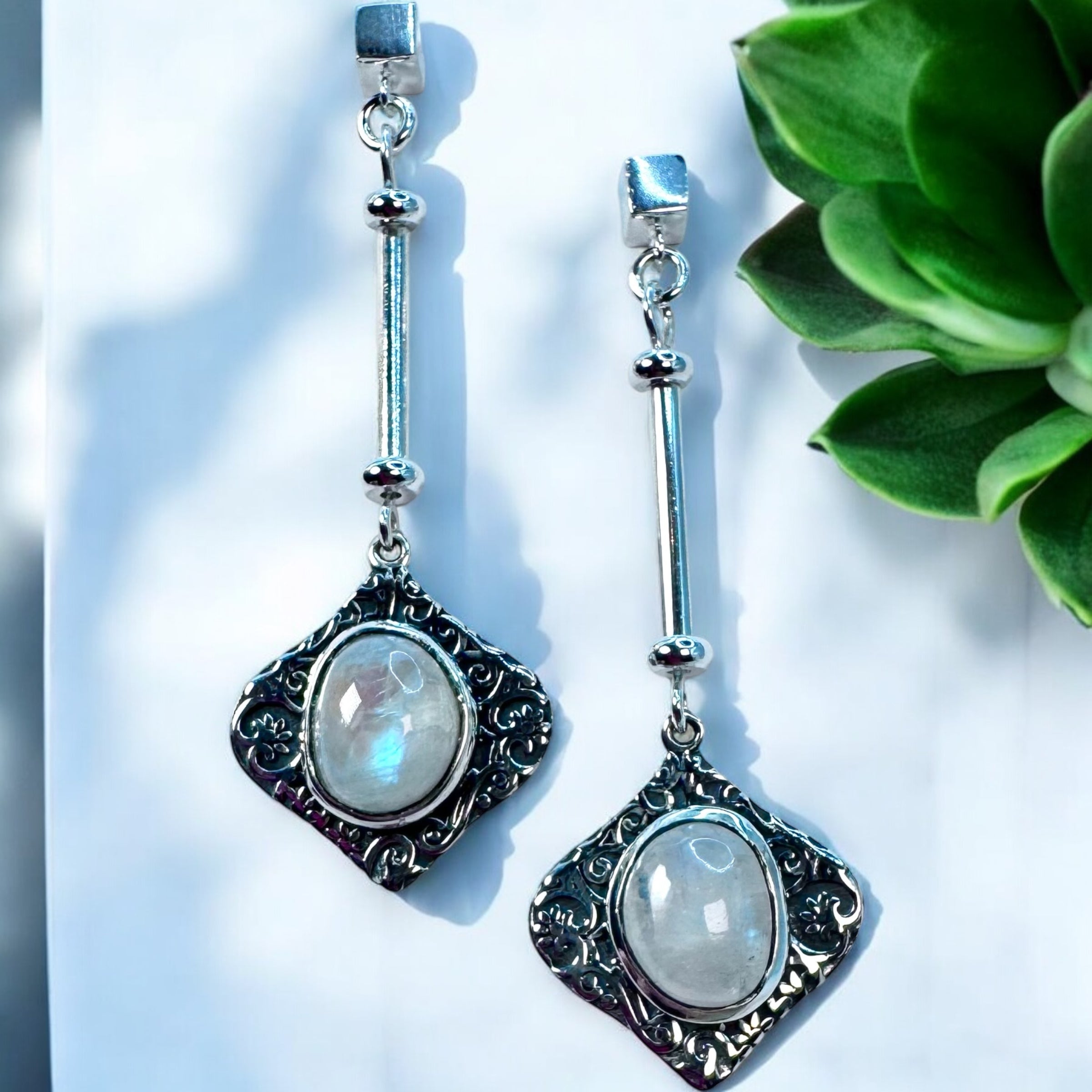 LOLA EARRINGS - Elizabeth Burry Design