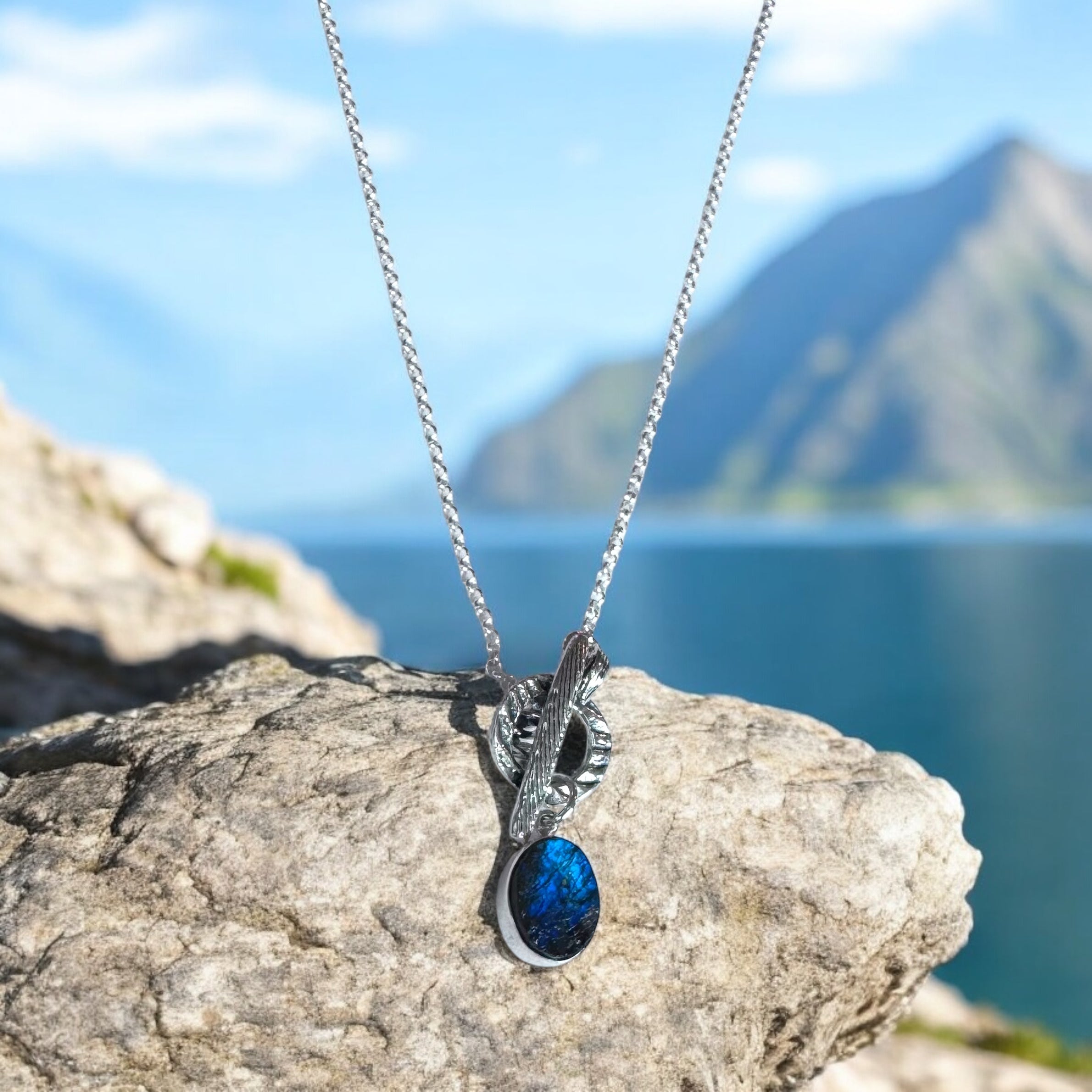 LAUREN NECKLACE - Elizabeth Burry Design