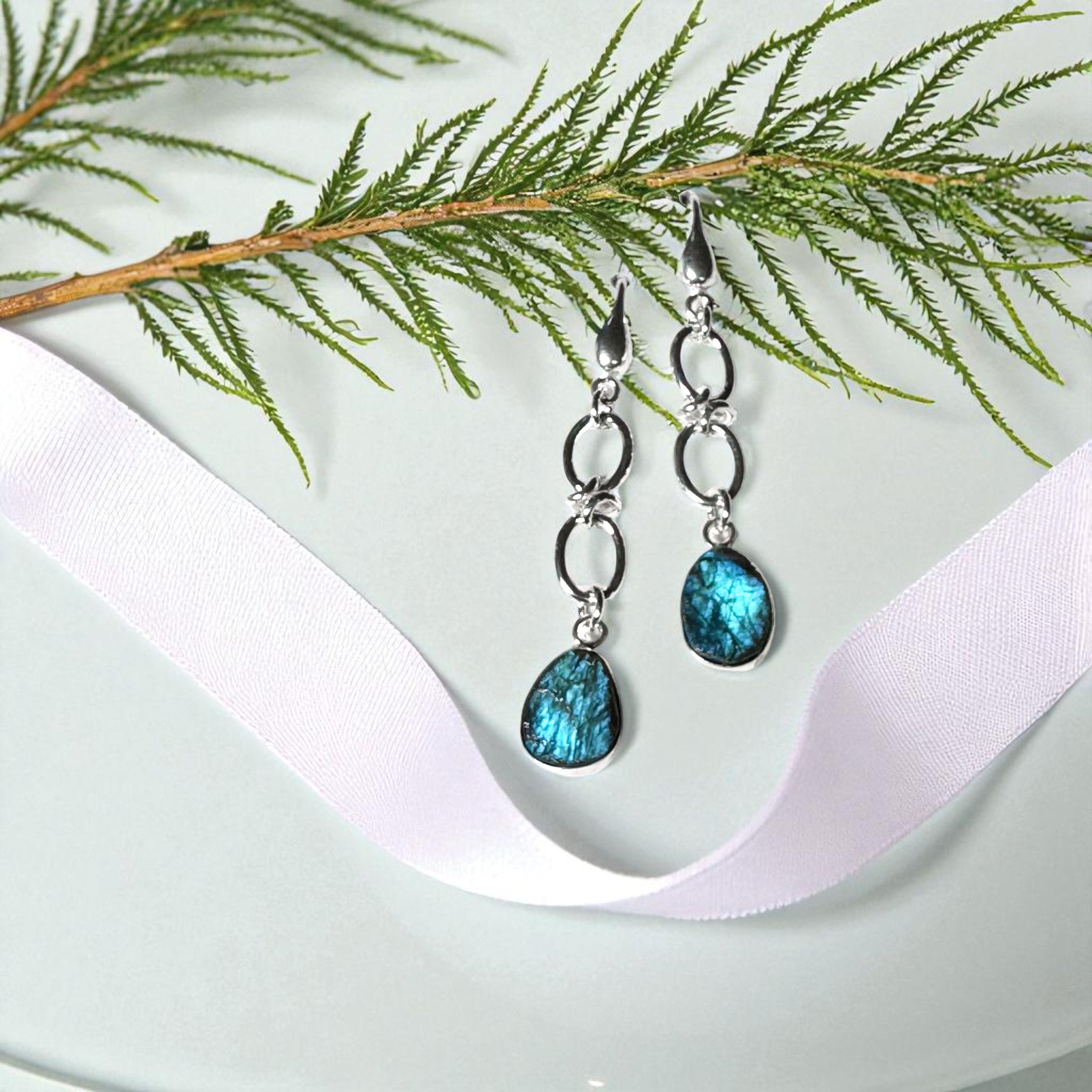 TAFFY EARRINGS