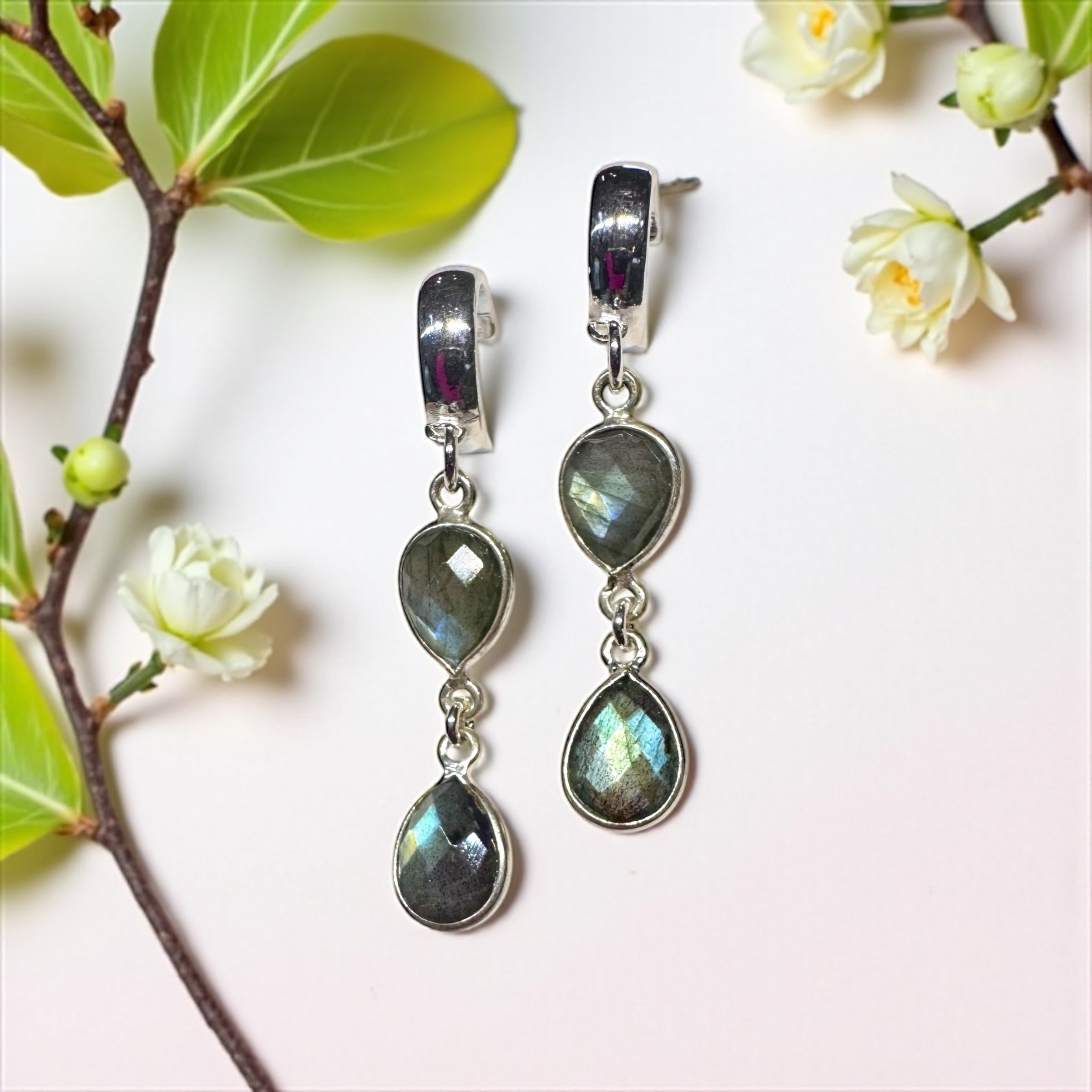 DELLA EARRINGS