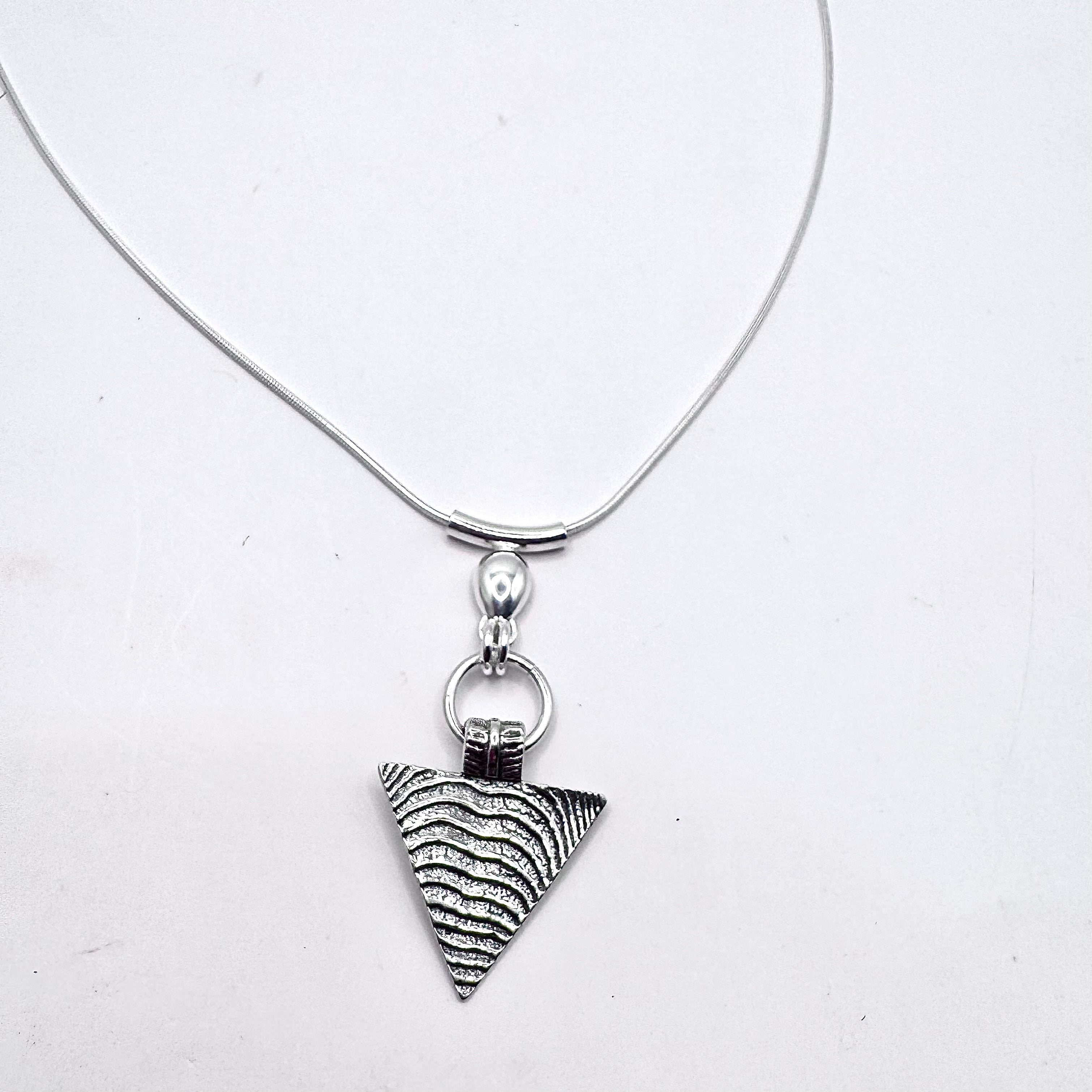 MAGGIE NECKLACE - Elizabeth Burry Design
