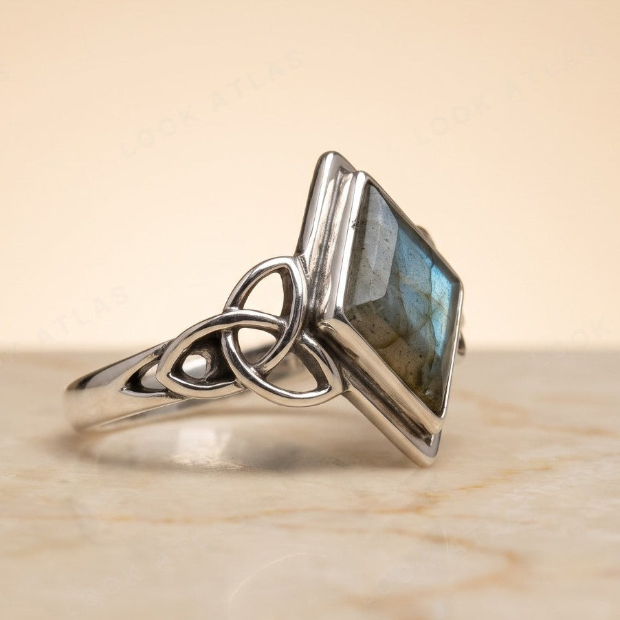TRINITY DIAMOND - Elizabeth Burry Design